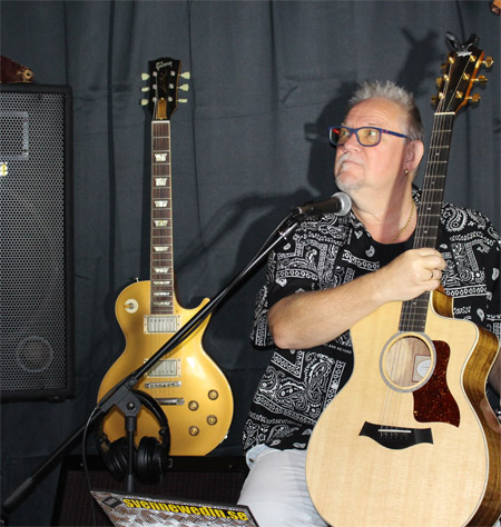 Svenne Wedin med Taylor och Goldtop
