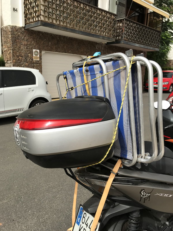 Lastning av Kymco 400i